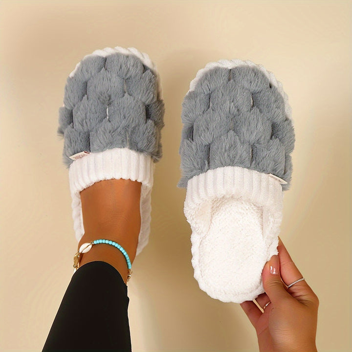 FurrBliss - CozyLuxe Pluche Comfort Slips