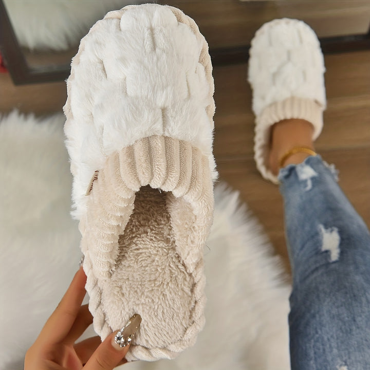 FurrBliss - CozyLuxe Pluche Comfort Slips