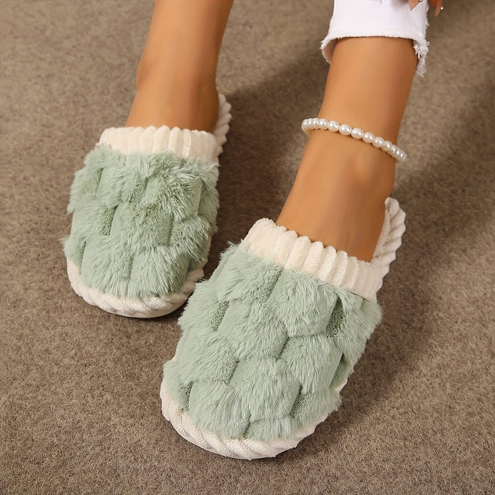 FurrBliss - CozyLuxe Pluche Comfort Slips