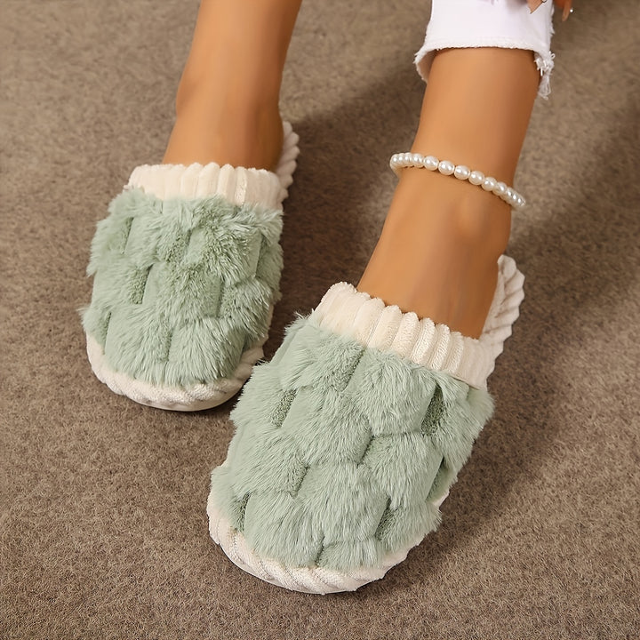 FurrBliss - CozyLuxe Pluche Comfort Slips