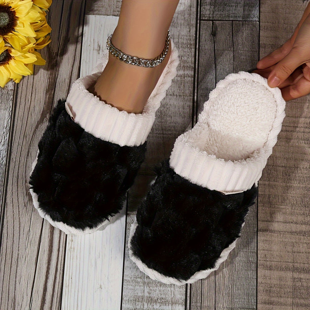 FurrBliss - CozyLuxe Pluche Comfort Slips